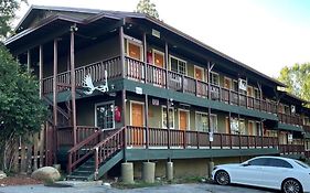 Deep Creek Motel