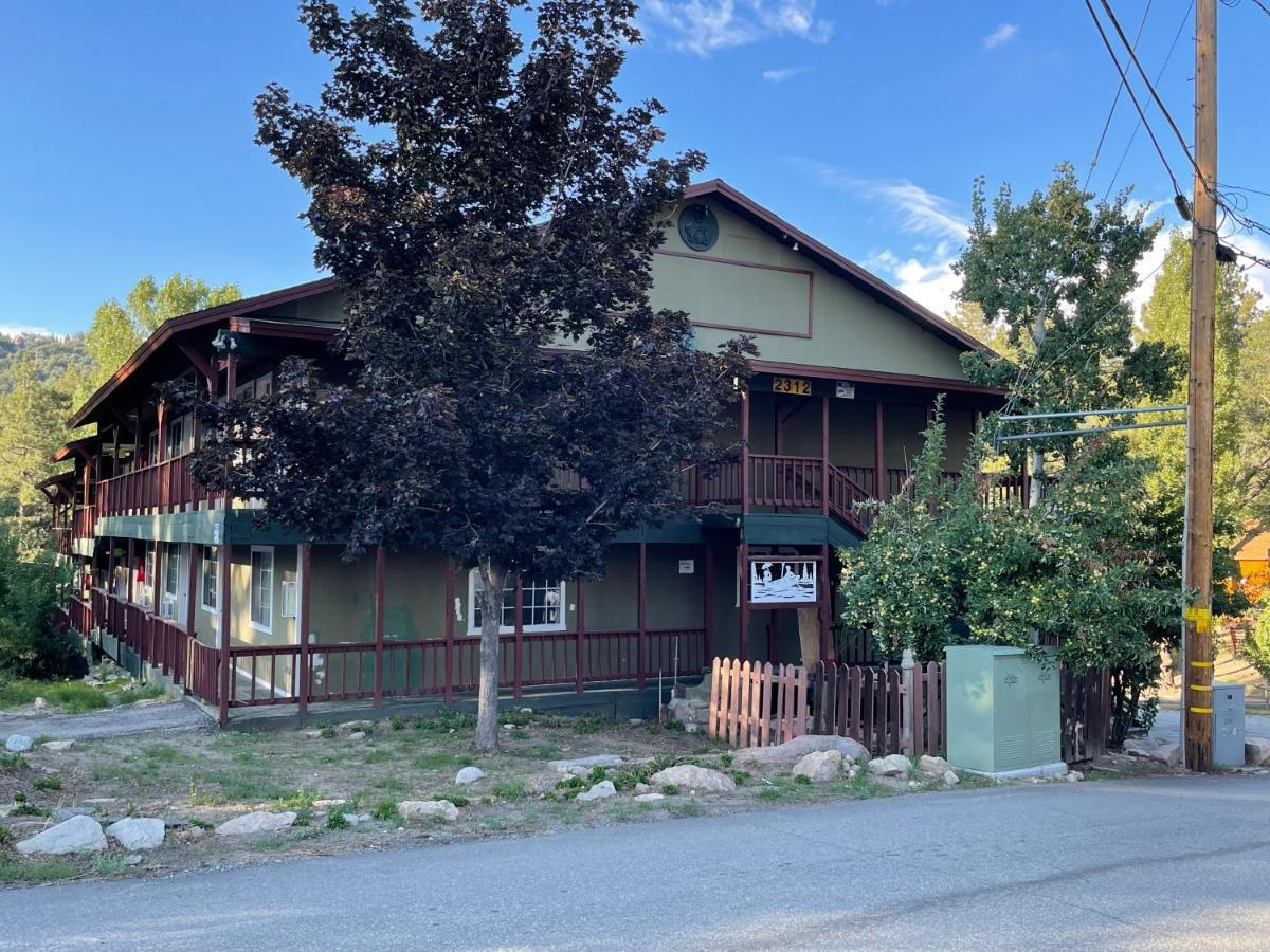 Мотель Deep Creek Arrowbear Lake Экстерьер фото